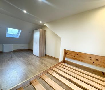 3 Bed Flat, Church Road, E10 - Photo 3