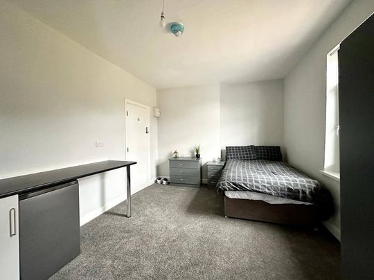 4 bedroom house share to rent - Photo 1