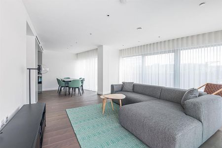 3 bedroom apartment to rent - Photo 4