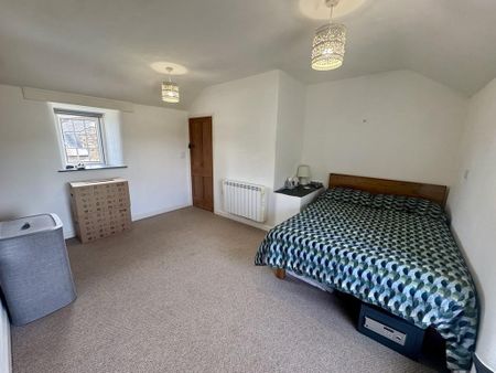 2 bedroom detached house to rent - Photo 2