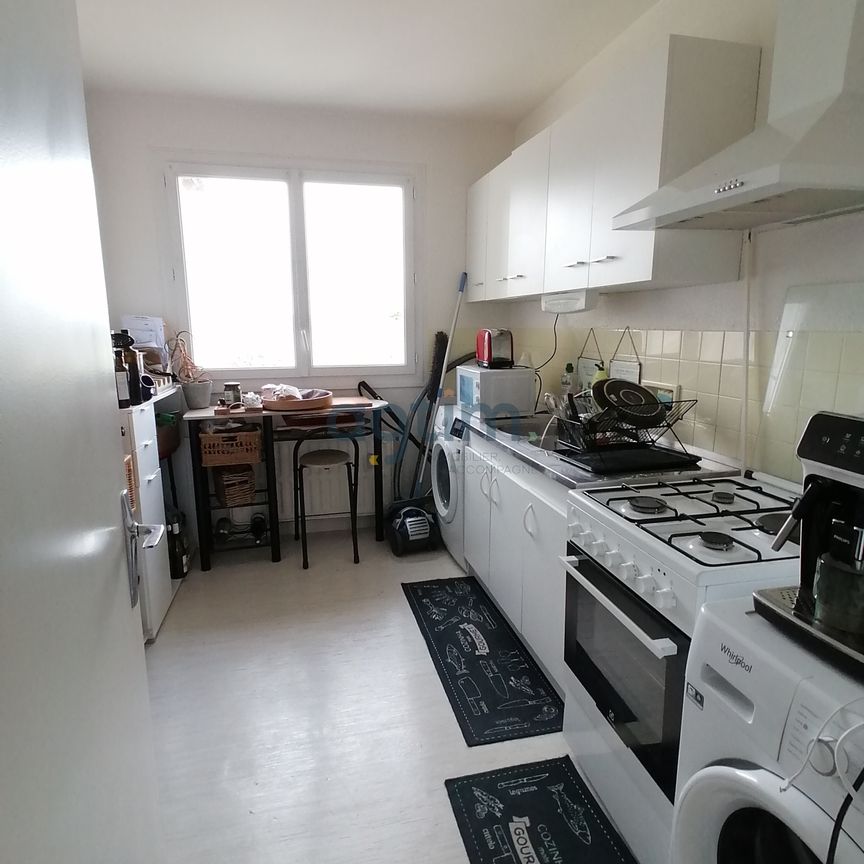 Location Appartement 3 pièces 59m² MONTAIGU VENDEE 85600 - Photo 1