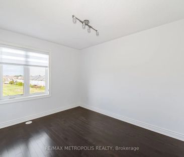 Condo Townhouse For Lease | W9246201 - Photo 4