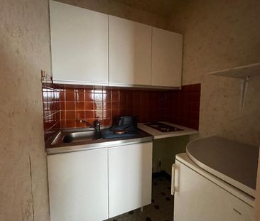 Location Appartement 1 pièce 29m² TOURS 37100 - Photo 2
