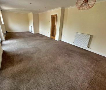 3 bedroom detached bungalow to rent - Photo 1