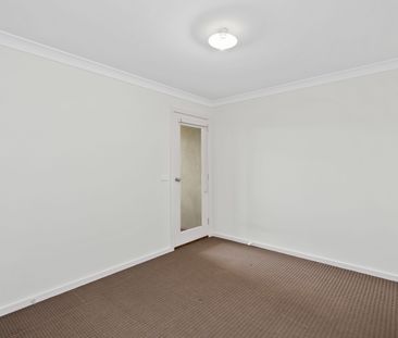 Stunning 3-Bedroom Home in Greenvale - Photo 4