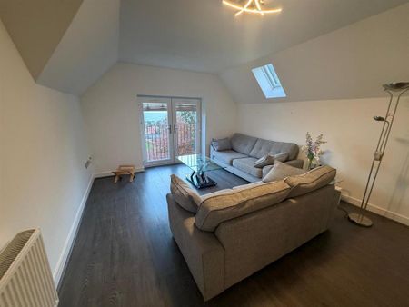 2 bedroom apartment to rent - Photo 4