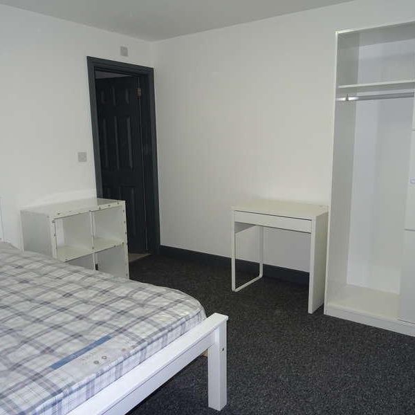 Pershore Place, Cannon, CV4 - Photo 1
