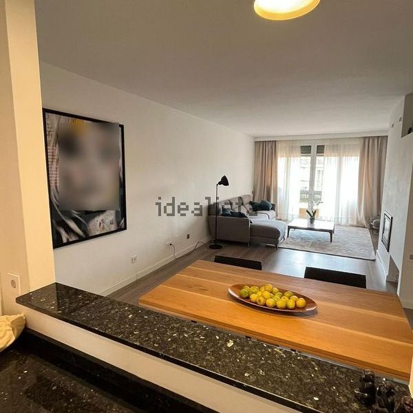 Alquiler de piso en Calle Albinoni - Foto 1