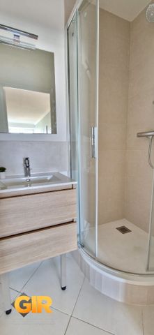 Location Maison 1 pièce 91m² RENNES 35000 - Photo 2
