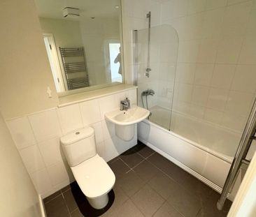 Nayland Court, Market Place, Romford, R... - Photo 5