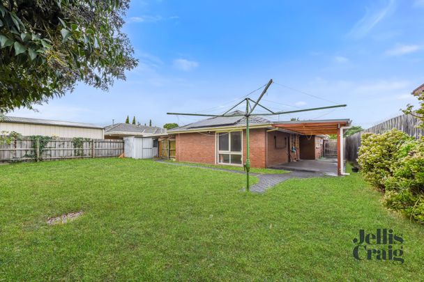 4 Simpson Drive, Dandenong North - Photo 1