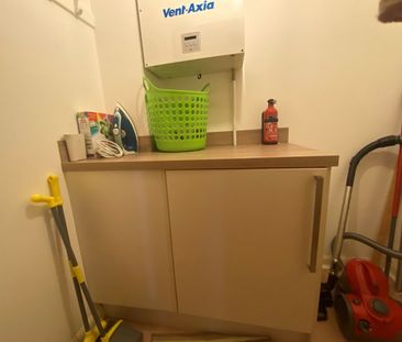 2 Bed Flat, Hatters Lane, EH7 - Photo 2