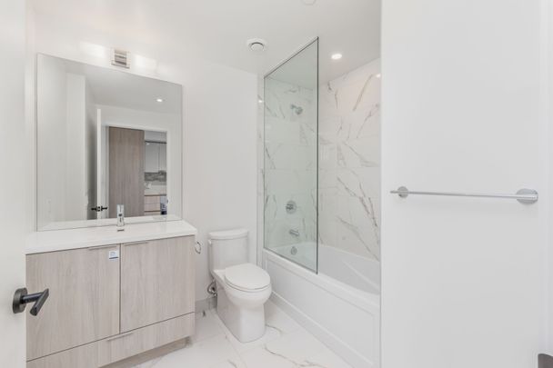 For Lease - 8 Interchange Way Unit# 3015, Vaughan, Ontario - Photo 1