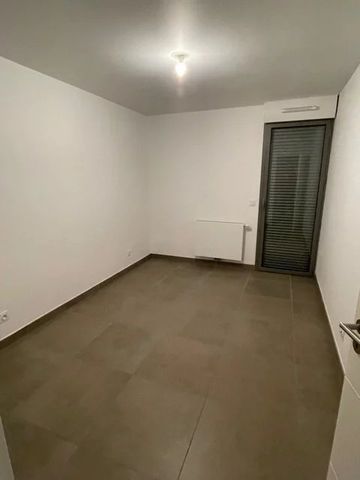 Location Appartement T3 de 62.49 m² sur Bordeaux Bastide. - Photo 3