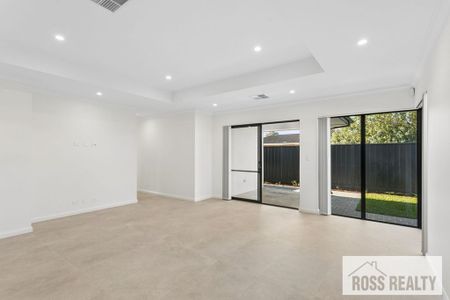 BRAND NEW MODERN HOME WITH QUALITY FINISHES! - Photo 2