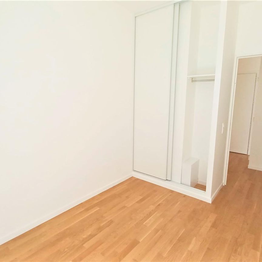 location Appartement F3 DE 61.7m² À CLICHY - Photo 1