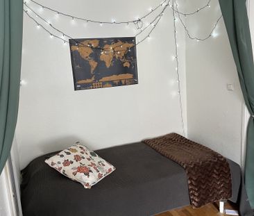 Uppfartsvägen, Solna - Foto 1