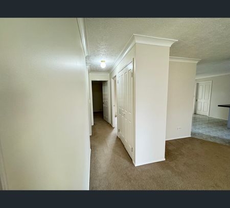 2/5 Cabana Ct, Banora Point, NSW 2486 - Photo 2