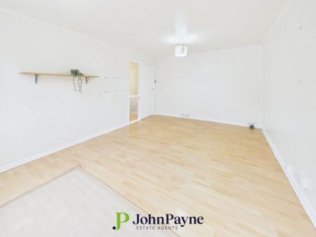Whitley Court, Whitley Village, Coventry, CV3 4AH - Photo 2