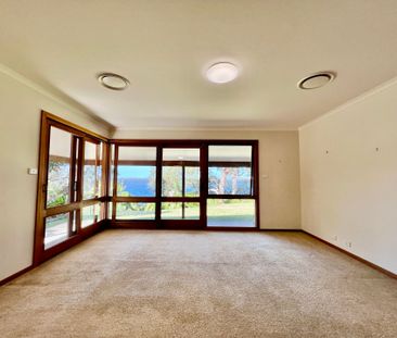 Beautiful Water Front Reserve Home! - Photo 4