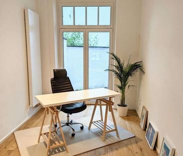 Stadtvilla mit Altbaucharme in perfekter Lage! - Foto 1