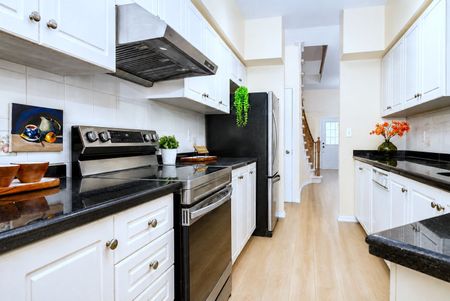 For Lease - 11 Zermatt Way Unit# 33, Markham, Ontario - Photo 2