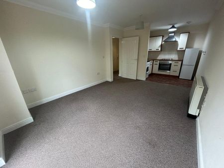 Edith Mills Close, NEATH - Photo 4