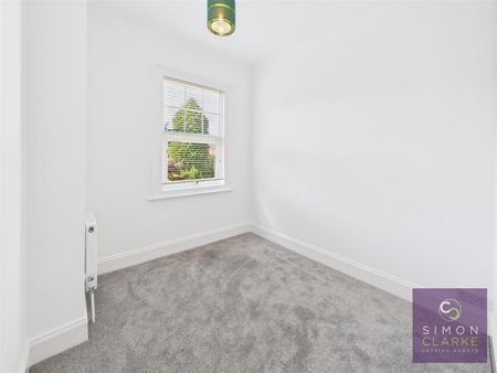 2 bedroom semi-detached house to rent - Photo 5