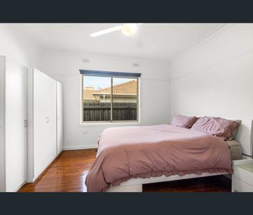 33 Seabeach Parade, North Shore, Vic 3214 - Photo 5
