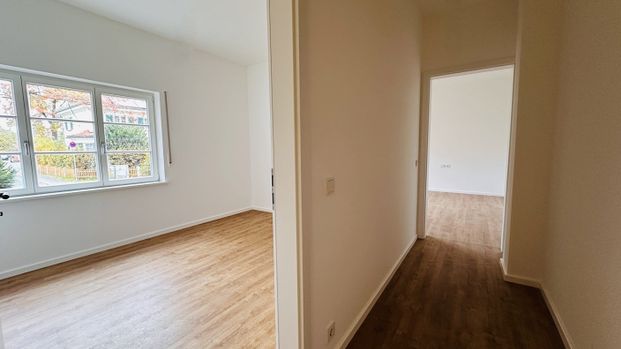 Wunderbares Ziegelstein! 3-Zi. Erstbezug-Whg mit großer sonniger Terrasse. - Photo 1