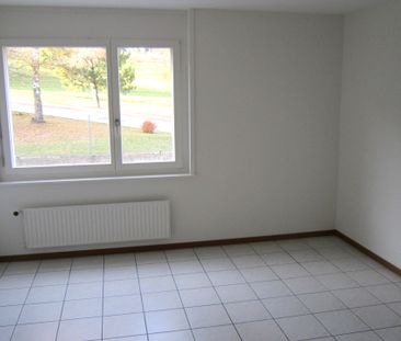 Spacieux appartement de 4,5 pièces avec balcon et ascenseur - Photo 5