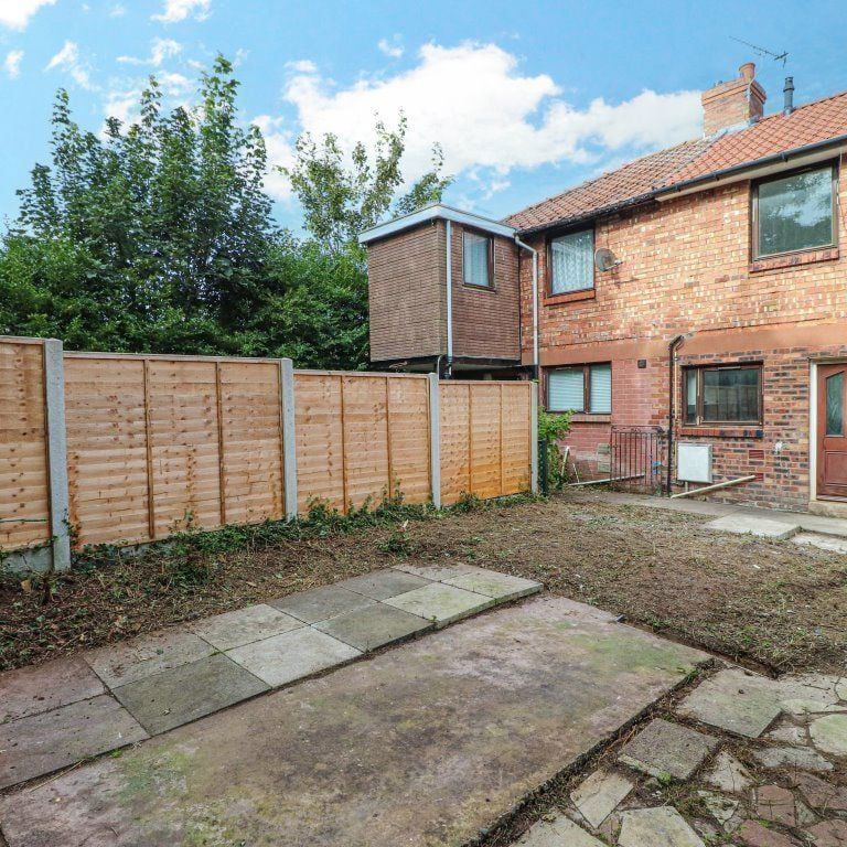 Terraced House in Well Bank Place, Carlisle - Photo 1