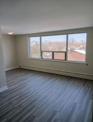 For Lease - 101 BROOKHAVEN Drive Unit# 302, Toronto, Ontario - Photo 1