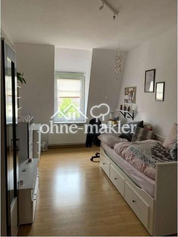 Großzügige 4-Zimmer-Altbauwohnung mit Wohnküche, Balkon & Gäste-WC - Foto 2