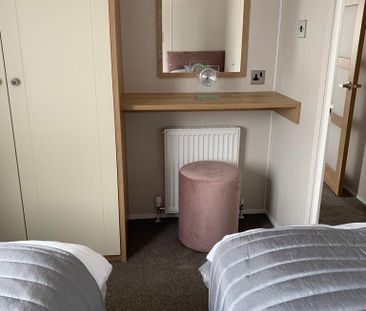 3 bedroom chalet to rent - Photo 3