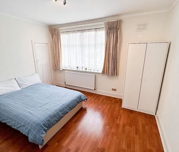 Room in a Shared House, Barn Rise, HA9 - Photo 2