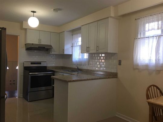 For Lease - 162 Edmonton Drive Unit# Upper, Toronto, Ontario - Photo 1