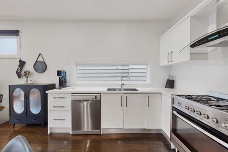 15 Ethel Street, Brunswick East VIC 3057 - Photo 2