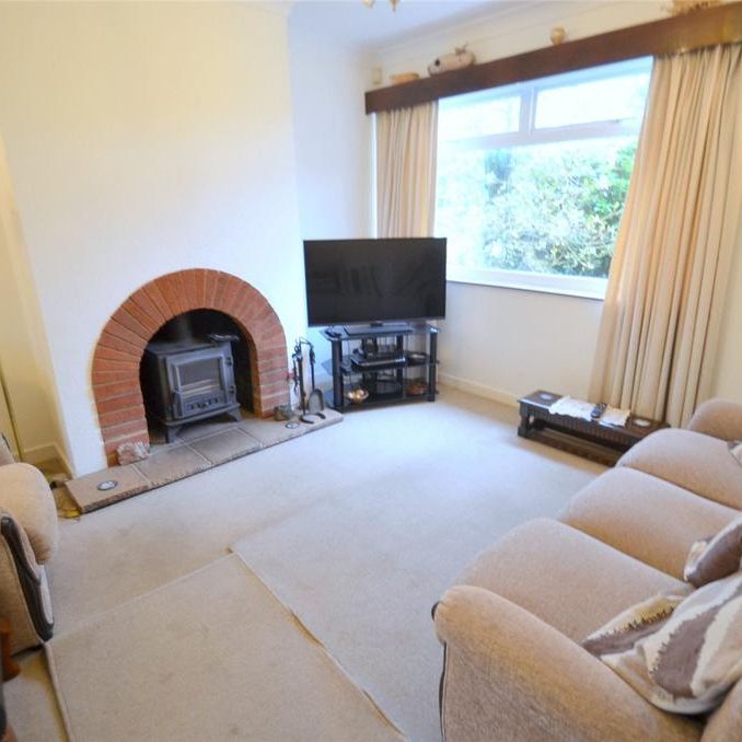 3 bedroom semi-detached house to rent - Photo 1