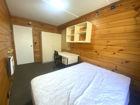 Five bedroom fully furnished apartment - Photo 3