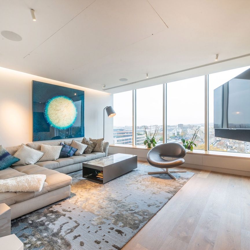 3 Bed Flat, Marathon House, NW1 - Photo 1