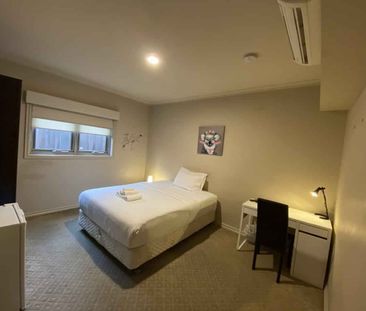 Room 4 (Non Ensuite) - Photo 5