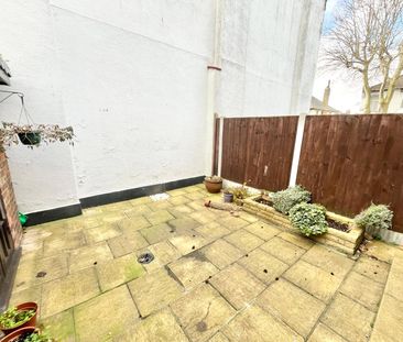 Victoria Court, Tower Court Mews, Westcliff-on-Sea, Essex, SS0 7QJ - Photo 6