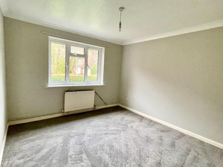 3 bedroom detached bungalow to rent - Photo 2