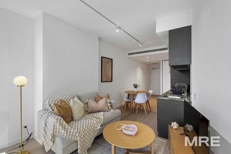 5405/260 Spencer Street, Melbourne - Photo 2