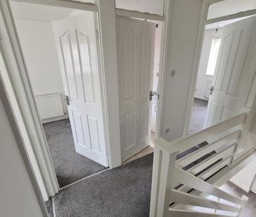 3 bedroom semi-detached house to rent - Photo 6