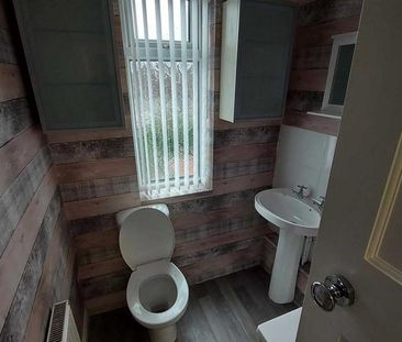 3 bedroom townhouse to rent - Photo 3