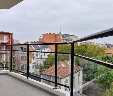 Appartement te huur in Gent voor € 1.100 met 2 slaapkamers - Photo 3