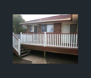 CHARMING FAMILY HOME - Photo 5