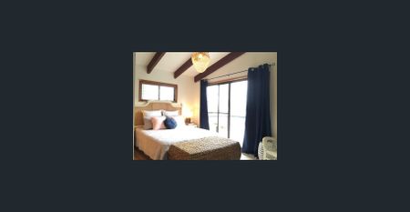 ** OPEN FOR INSPECTION Saturday 22nd November 10.30-11.00am ** 350 metres from the beach - ** FULLY FURNISHED ** - Photo 5